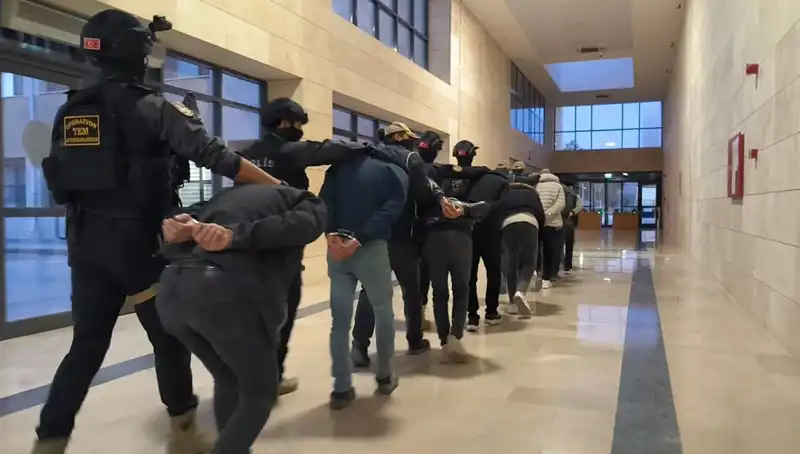 47 İlde DAEŞ Operasyonu: 298 Şüpheli İle Terörle Mücadelede Yeni Bir Aşama!