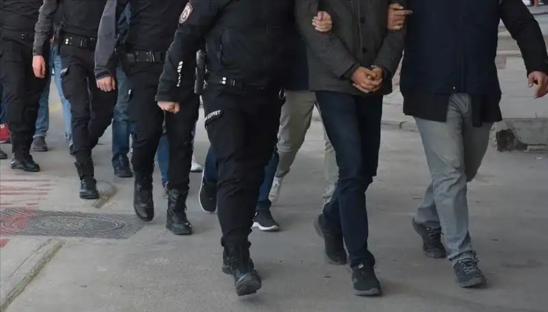 Kocaeli'de Fuhuş Operasyonu: Üç Kişi Tutuklandı, Ayrıntılar Şaşırtıyor