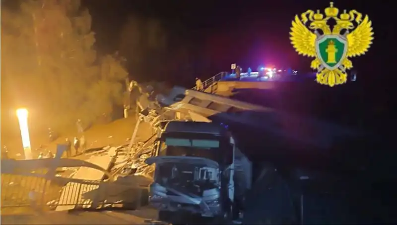 Rusya'daki Köprü Çökmeleri ve Tren Kazası: Yürekler Dağlandı