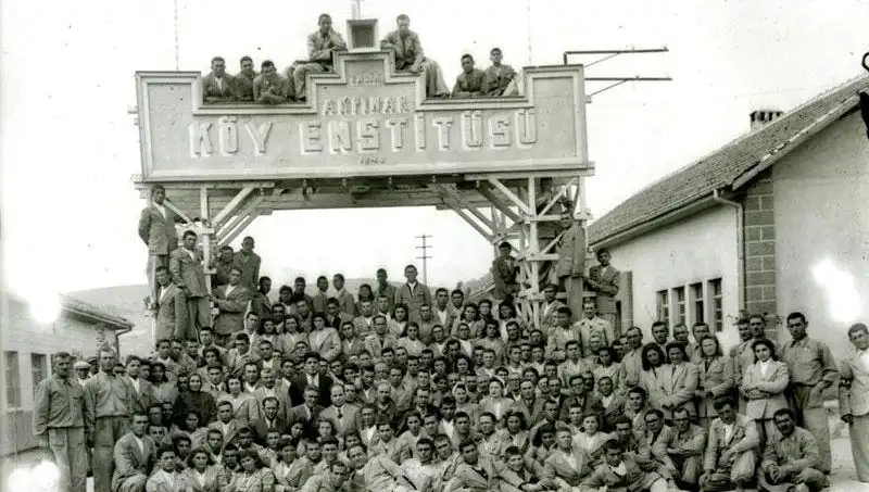 17 Nisan: Köy Enstitüleri'nin Kuruluş Yıldönümü ve Önemi