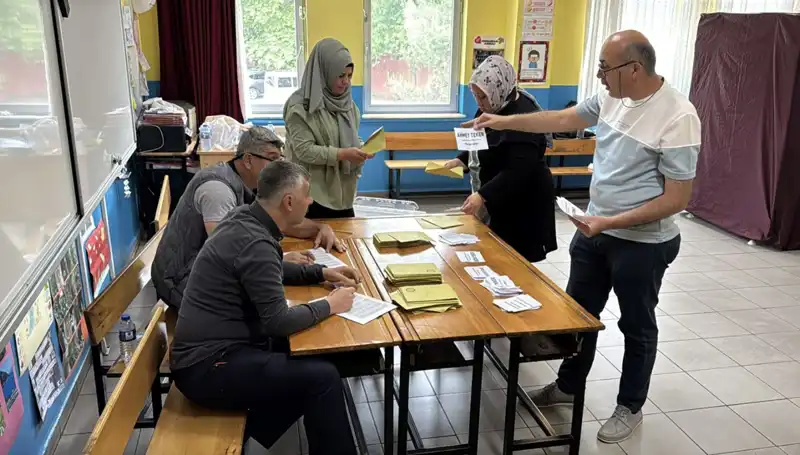Türkiye Genelinde 405 Mahalle ve Köyde Muhtarlık Seçimleri Yapıldı