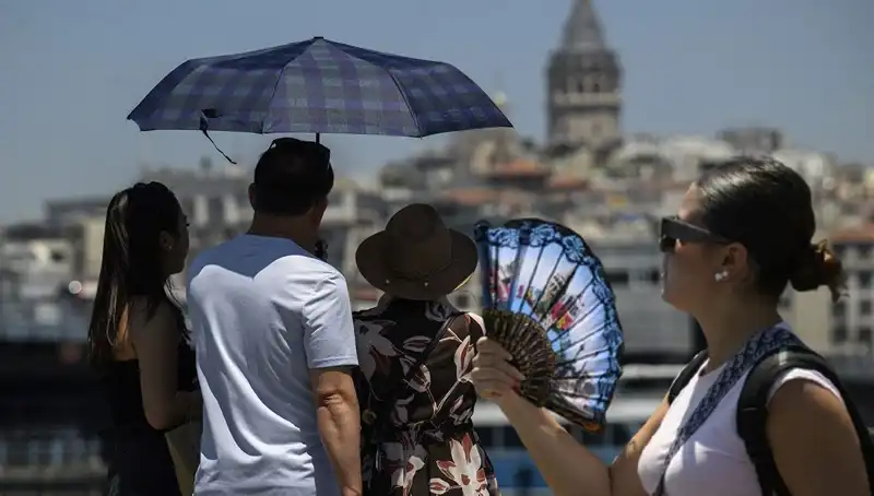 Türkiye Genelinde Sağanak Yağış Uyarıları: 20'den Fazla İlde Etkili Olacak