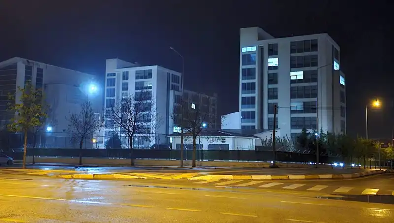 56 Öğrenci Hastanelik Oldu: Yurtta Zehirlenme Şüphesi Artıyor