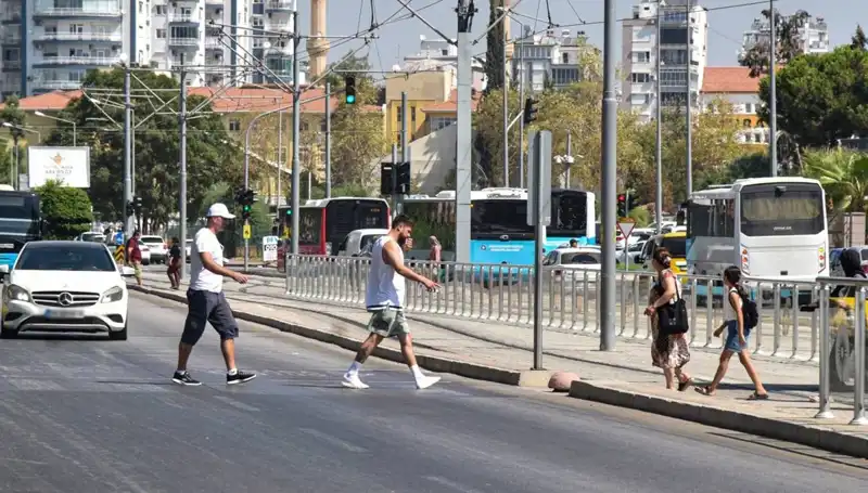 Trafik Kazalarında Ölümcül Bilinçsizlik: İkinci Sıra Alarm Veriyor