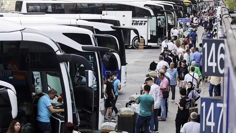İstanbul'dan Göç Edenlerin Sayısı Geçtiğimiz Yıl Rekor Kırdı