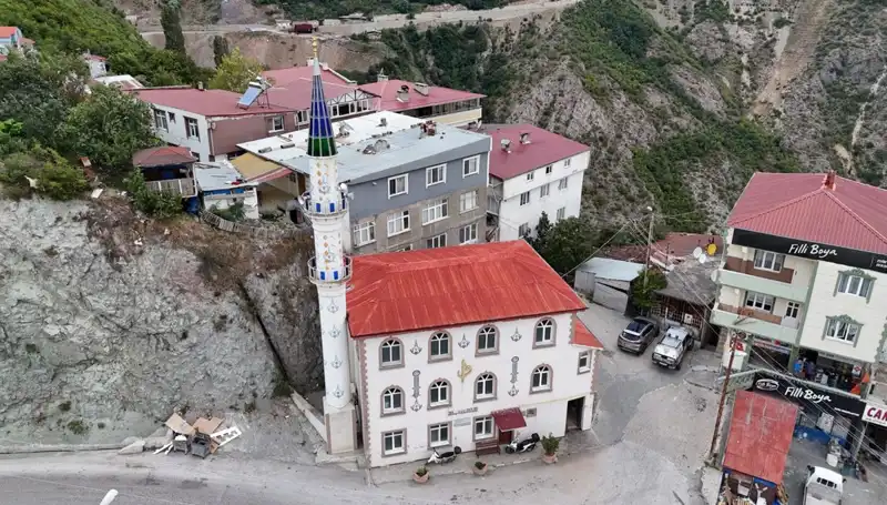 Türkiye’nin Dört Bir Yanında Çelik Minare Talebi Patladı