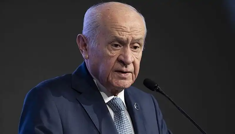 Devlet Bahçeli'den Sert Açıklamalar: Kriz Yönetiminde Sıkı Durun