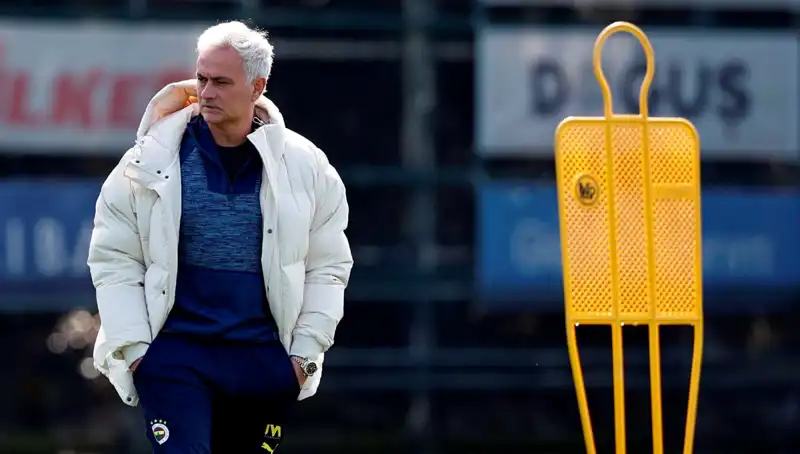 Fatura Mourinho'ya Çıktı: Futbol Dünyasında Olaylar Gelişiyor