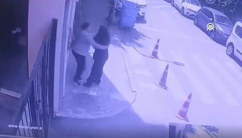 İstanbul Lisesinde Tuvalet Korkusu: Öğrencilerin Güvenliği Tehlikede Mi?