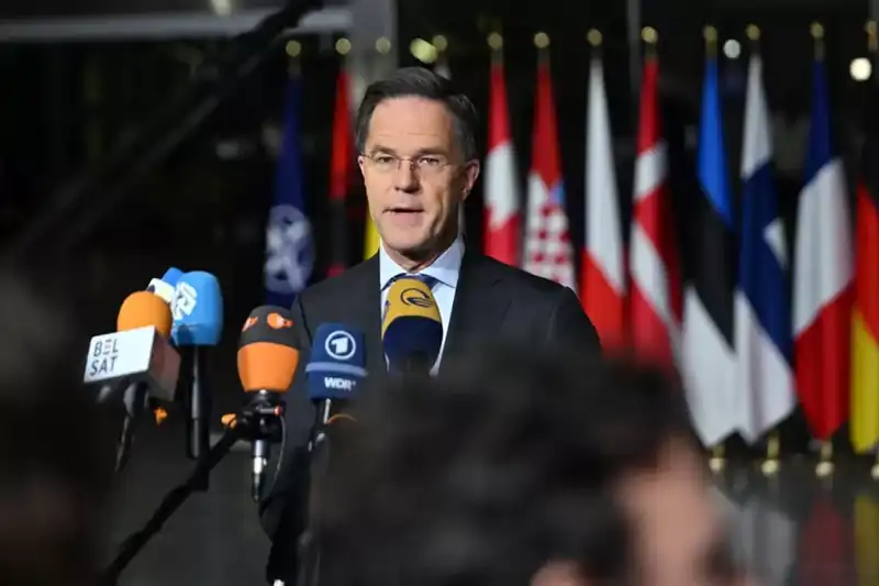 Putin'in "Savaşa Hazırız" Resti, NATO'dan Gelen Yanıt ile Şekil Aldı