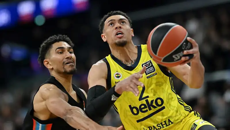 Fenerbahçe-Beşiktaş Derbisi Tarihinde Şok Gelişmeler ve Beklentiler