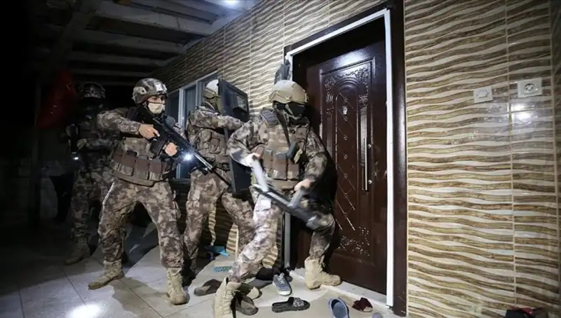 Suç Örgütlerine Dev Operasyon: 158 Şüpheli Gözaltında!