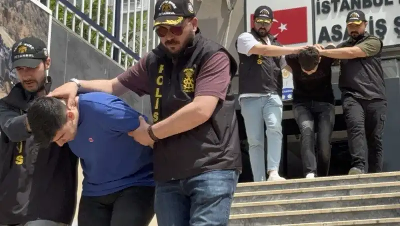 Üsküdar'da Silahlı Saldırı: İki Şüpheli Tutuklandı