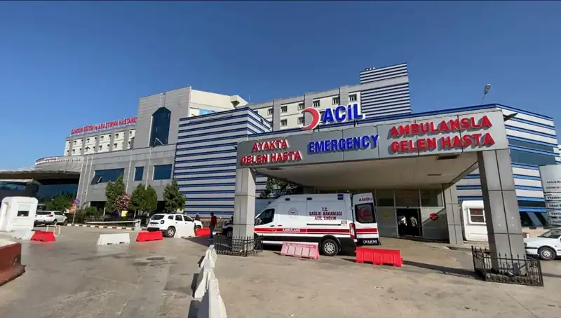 Tavuk zehirlenmesi sonrası 225 işçiye acil taburcu olundu!