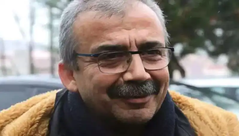 Sırrı Süreyya Önder: Hastalığı ve Hayatı Üzerine Bilgi Edinin
