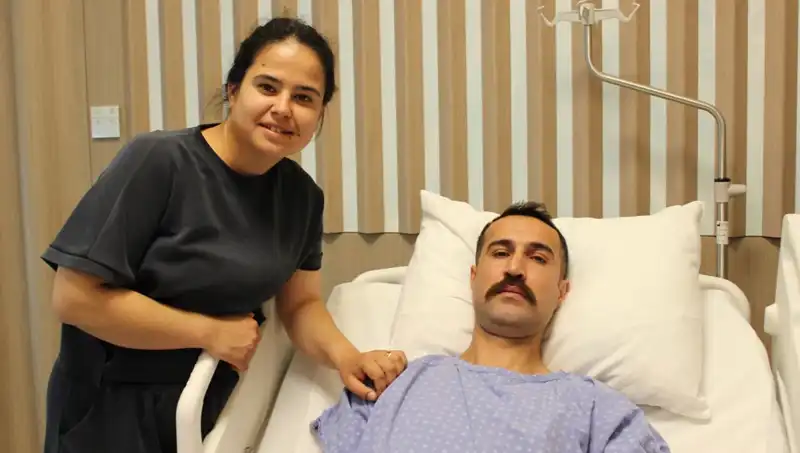 32 Yaşında Kalın Bağırsak Kanseri: Mide Kanaması Endişesi Neden Oldu?