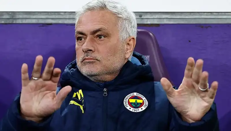 Beşiktaş'ın Umutları Suya Düştü: Mourinho, Milli Yıldızın Ayrılığına İzin Vermedi