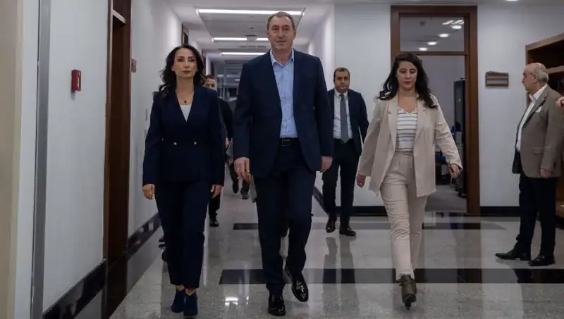 DEM Parti Heyeti, Üç Siyasi Parti ile Görüşmelere Devam Ediyor